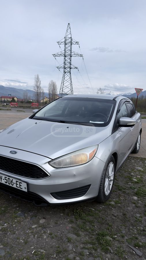 Ford Focus - фото 5