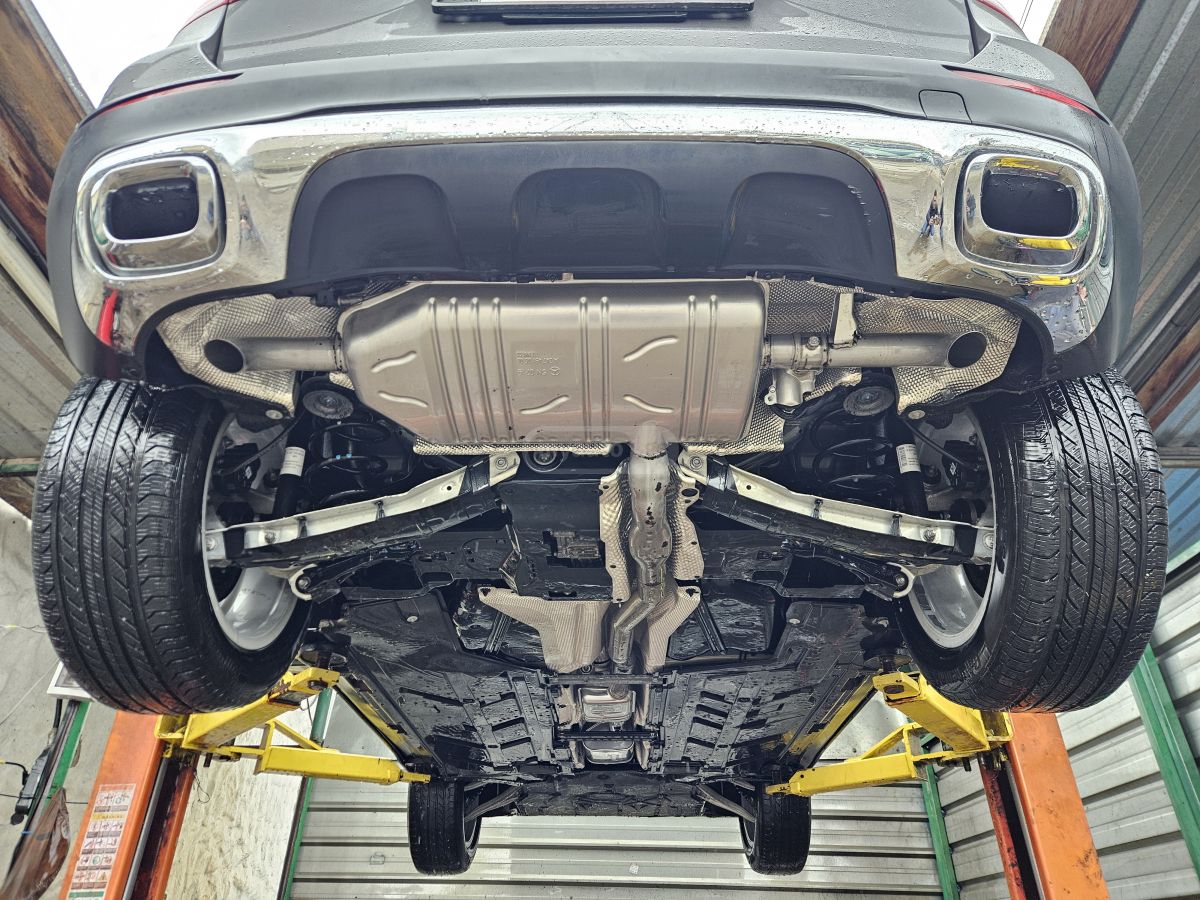 Mercedes-Benz GLA 250 - фото 12