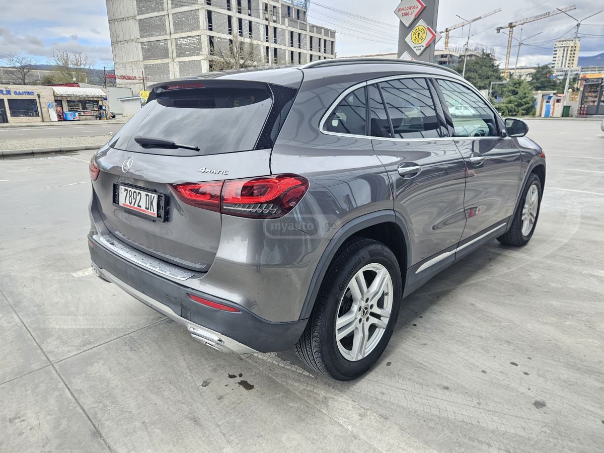 Mercedes-Benz GLA 250 - фото 3
