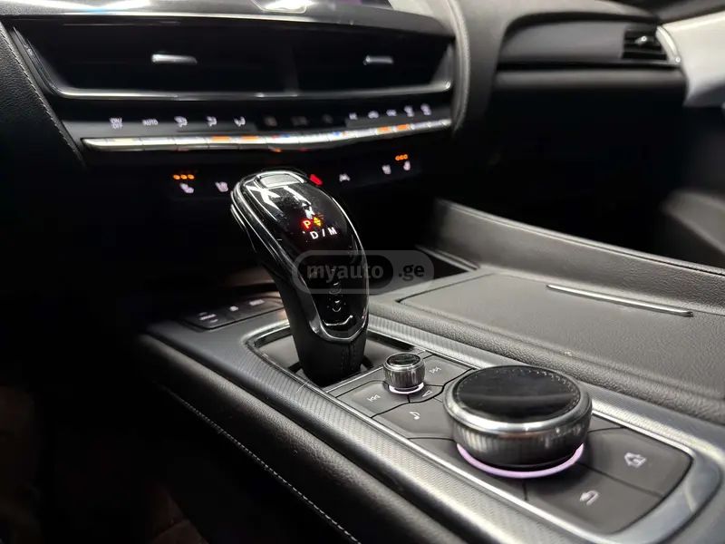 Cadillac CT5 2023 — миниатюра 9