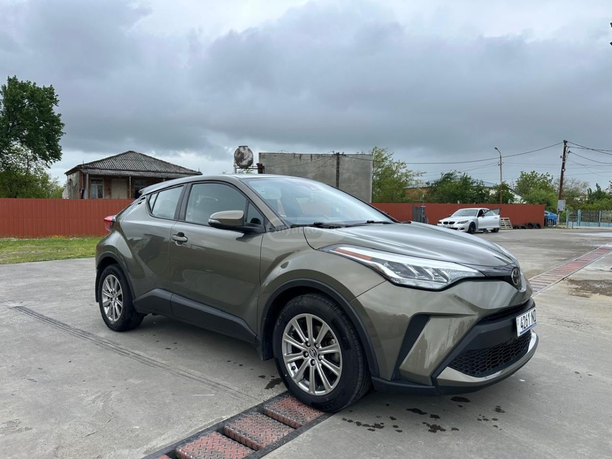 Toyota CHR - фото 2