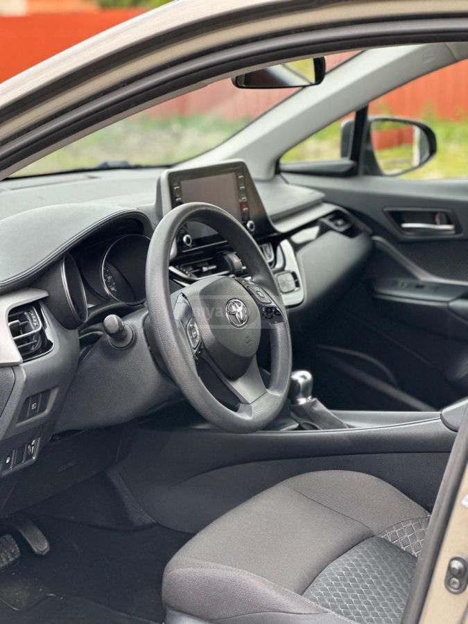 Toyota CHR - фото 6
