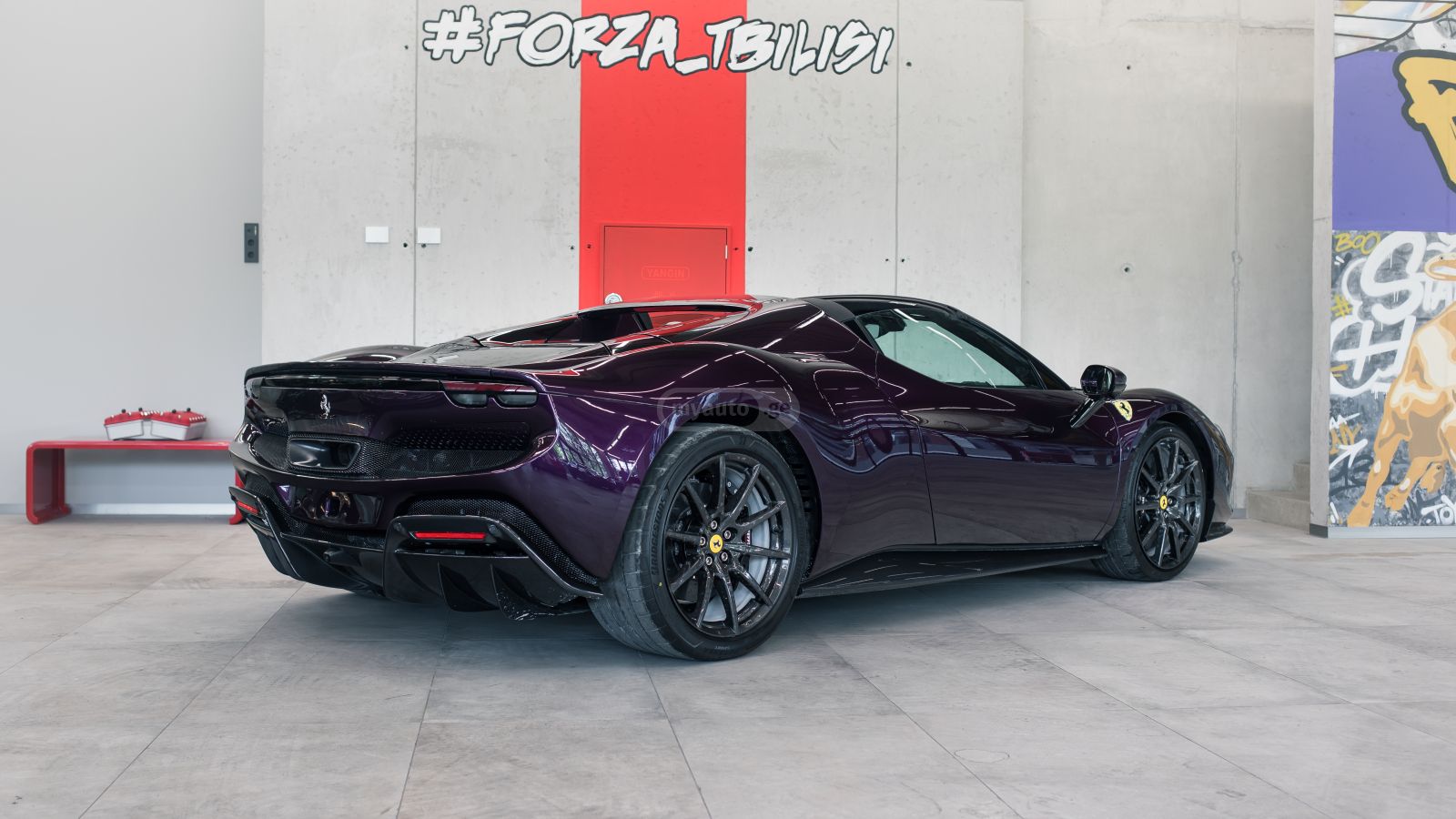 Ferrari 296 GTS 