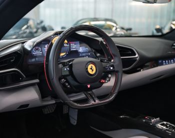 Ferrari 296 GTS 