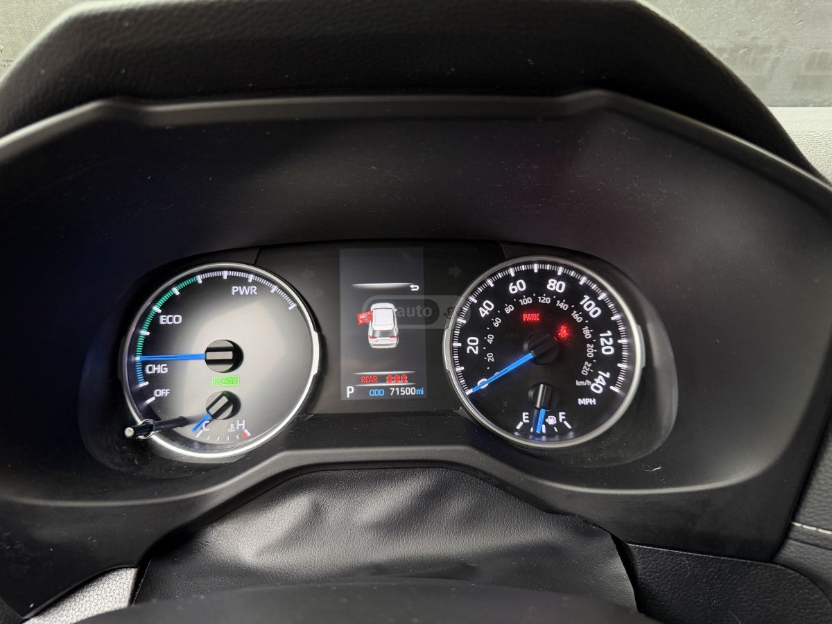 Toyota RAV 4 - фото 10