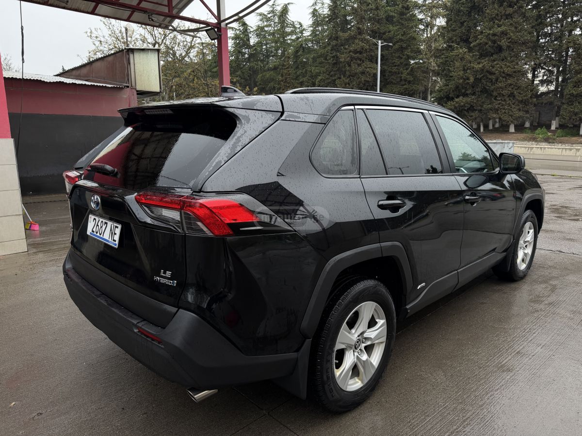 Toyota RAV 4 - фото 5