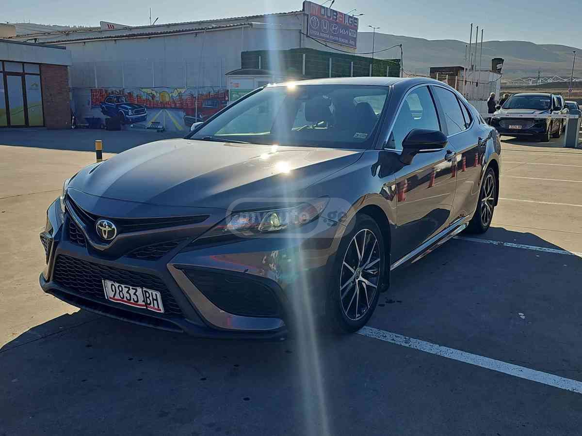 Toyota Toyota Camry — миниатюра 1