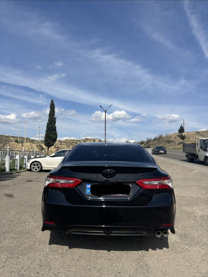 Toyota Camry - фото 6