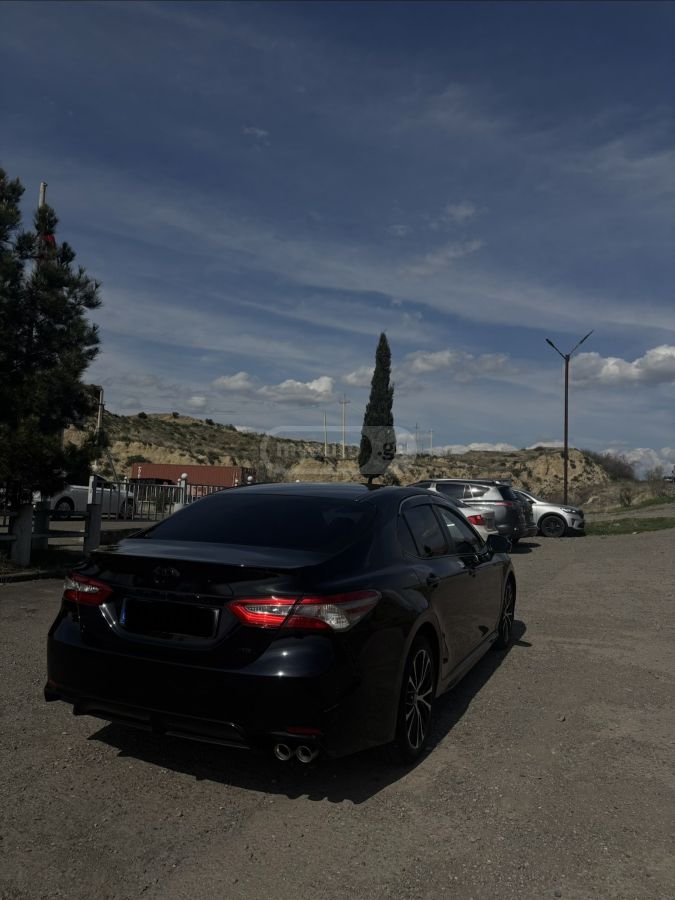 Toyota Camry - фото 7