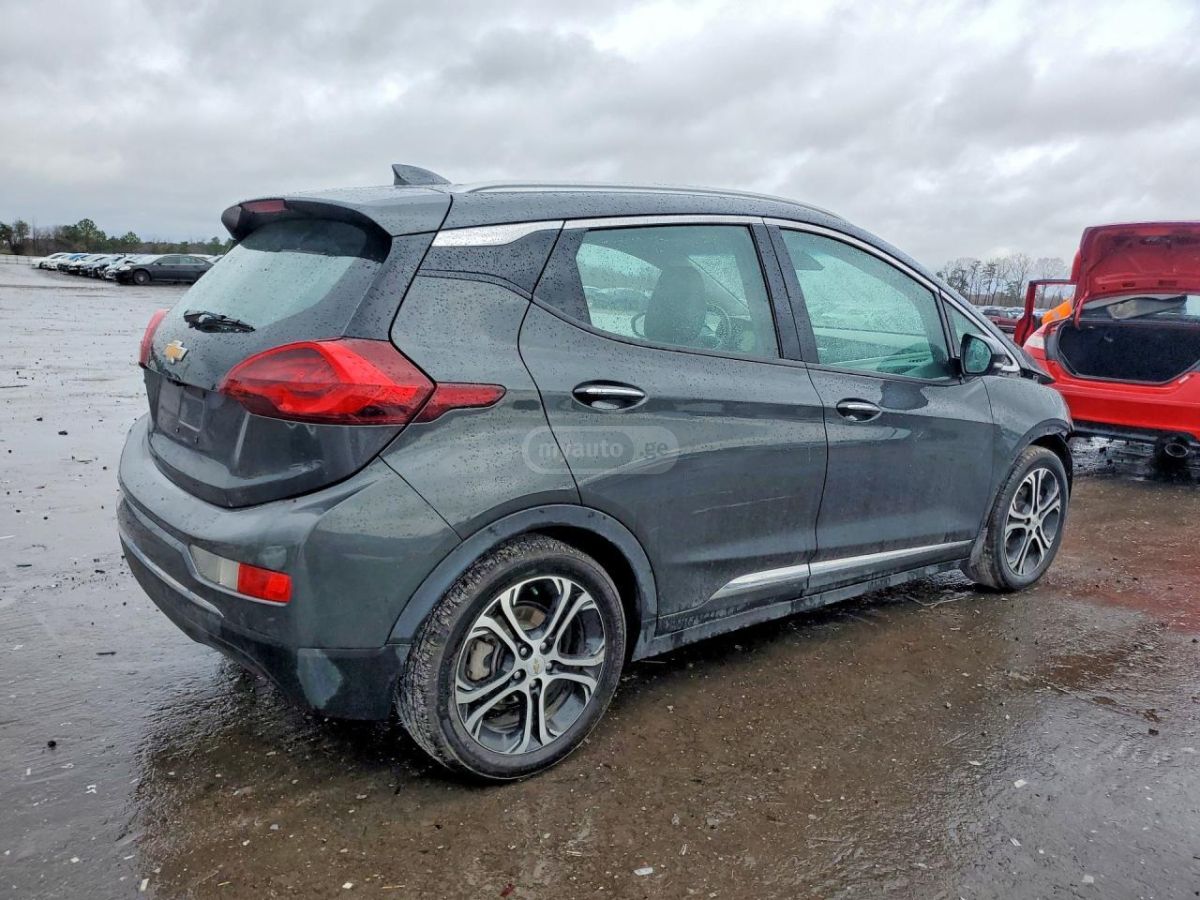 Chevrolet Bolt EV - фото 4