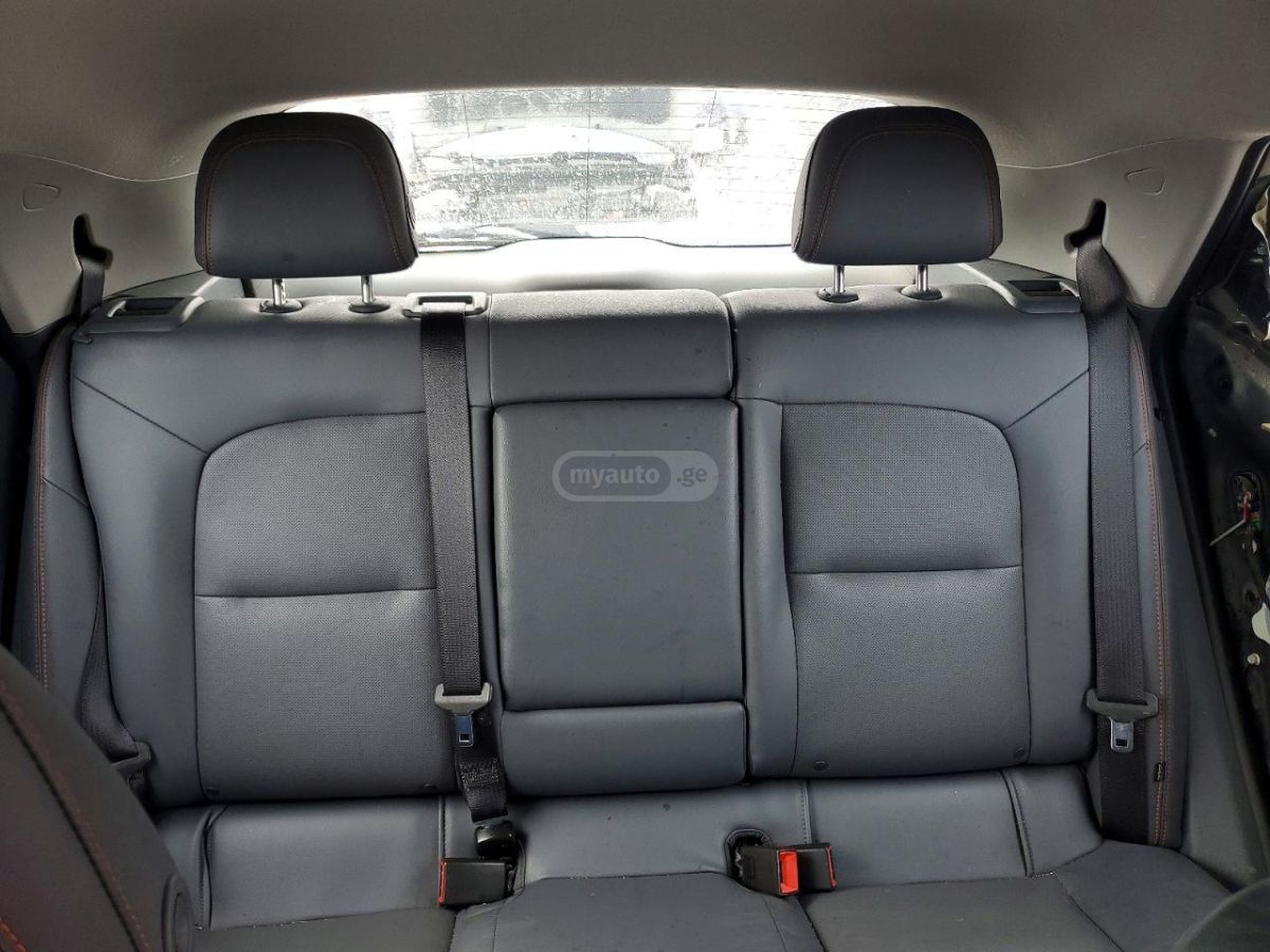 Chevrolet Bolt EV - фото 8