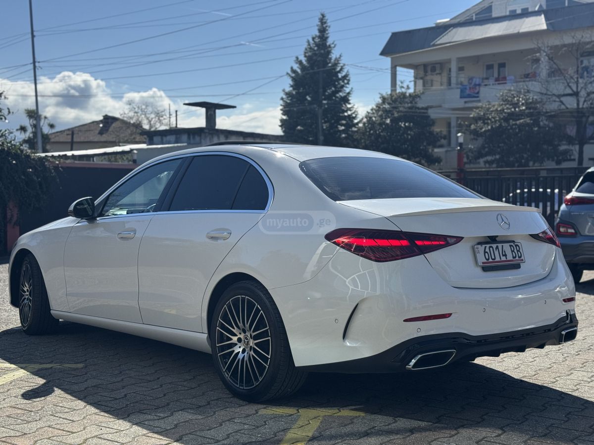 Mercedes-Benz C 300 - фото 4