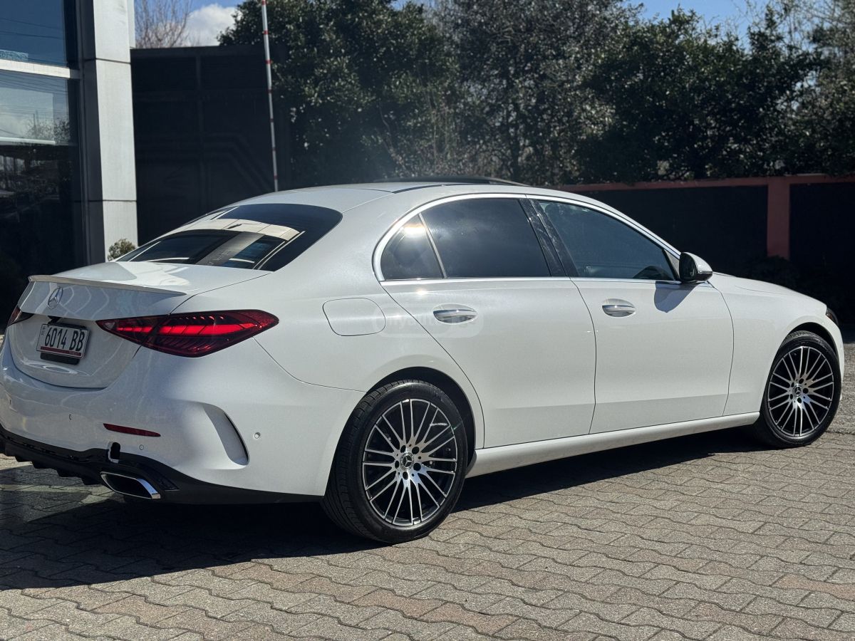 Mercedes-Benz C 300 - фото 6