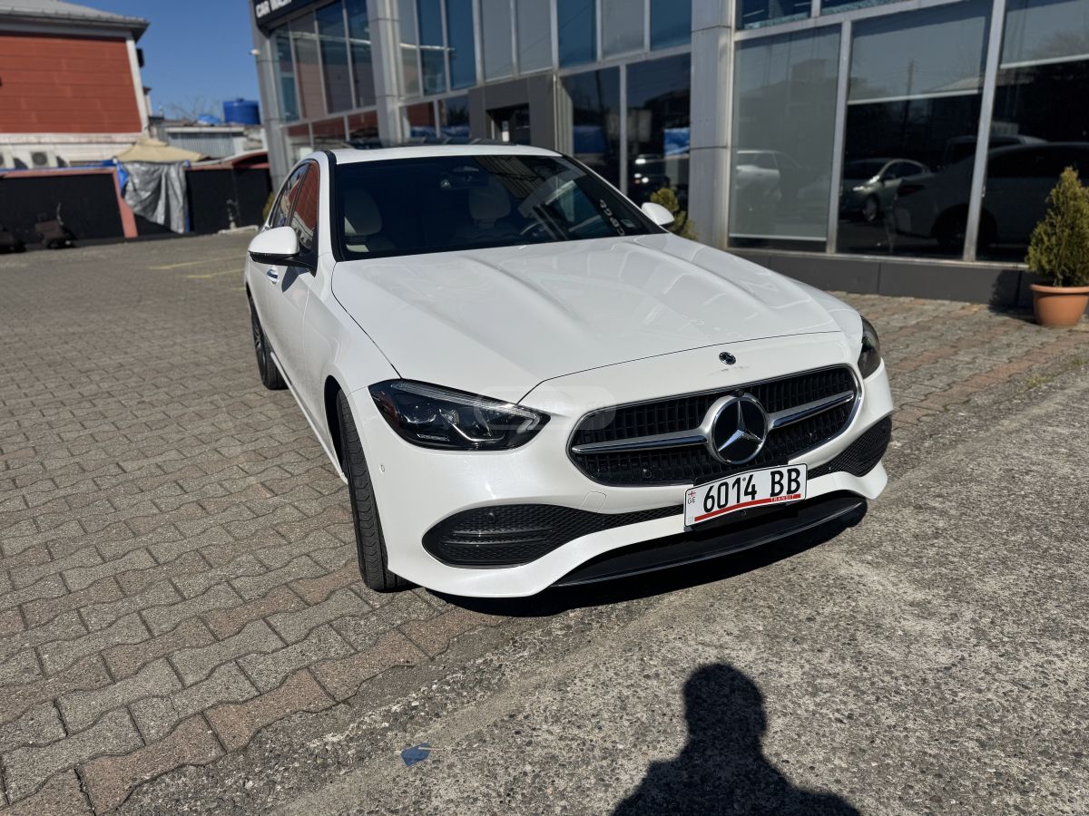 Mercedes-Benz C 300 - фото 9