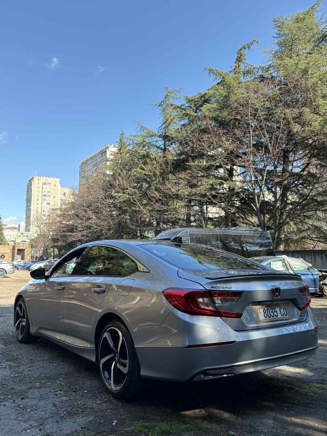 Honda Accord - фото 4