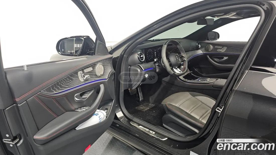 Mercedes-Benz E53 AMG - фото 10