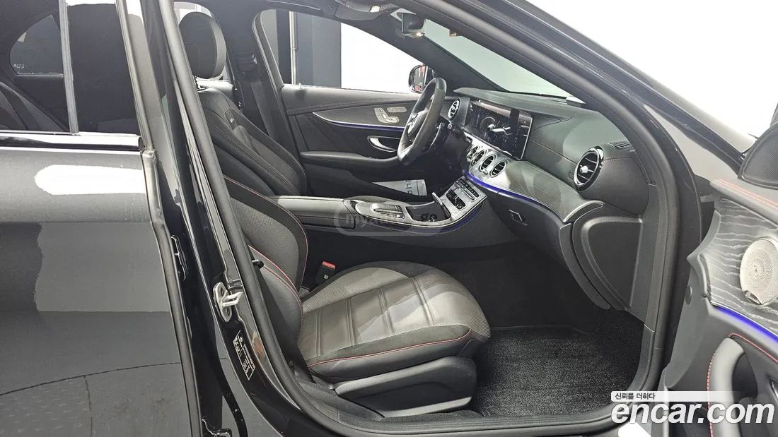 Mercedes-Benz E53 AMG - фото 11