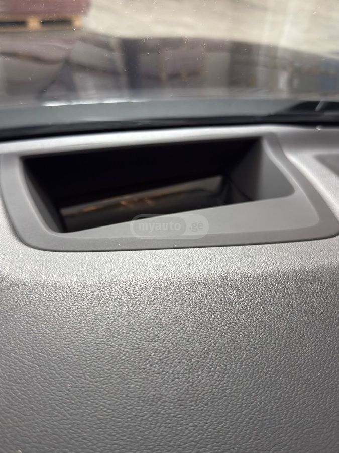 BMW xDrive40i 4dr All-Wheel Drive — миниатюра 10