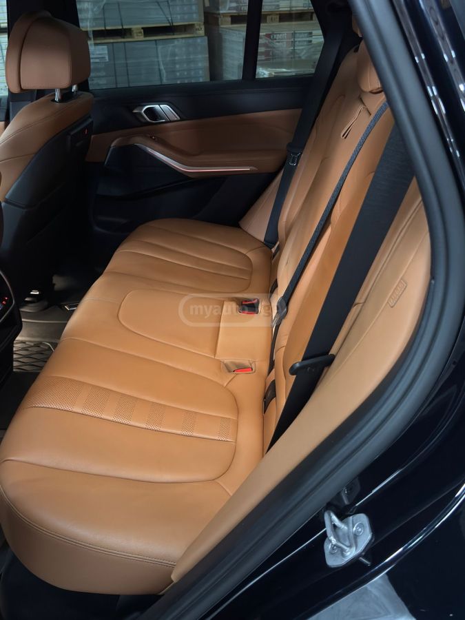 BMW xDrive40i 4dr All-Wheel Drive — миниатюра 13