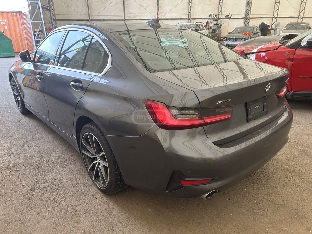 BMW 330 - фото 6
