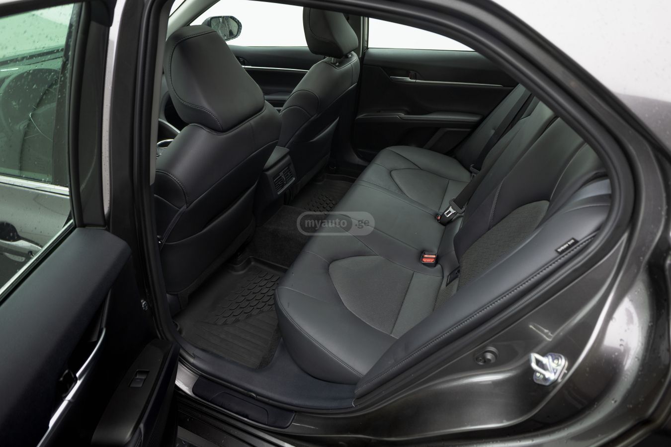 Toyota Toyota Camry — миниатюра 8