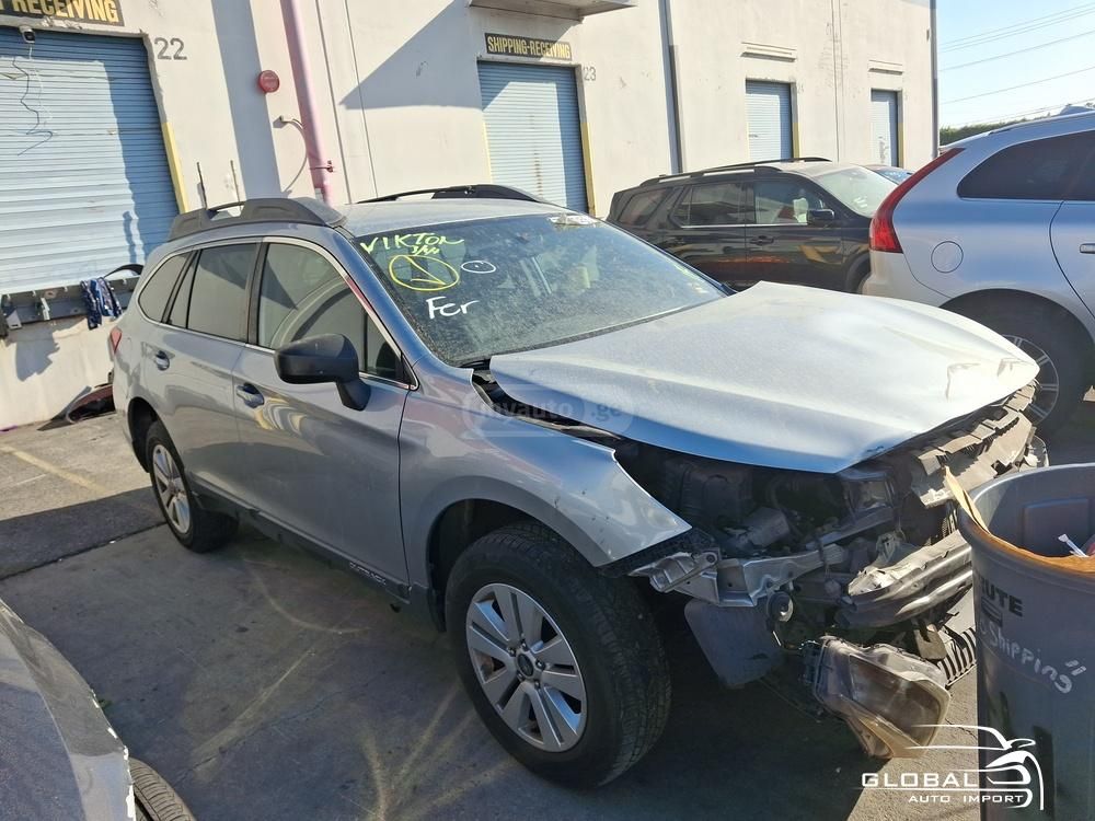 Subaru Outback - фото 3