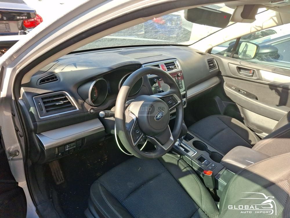 Subaru Outback - фото 7