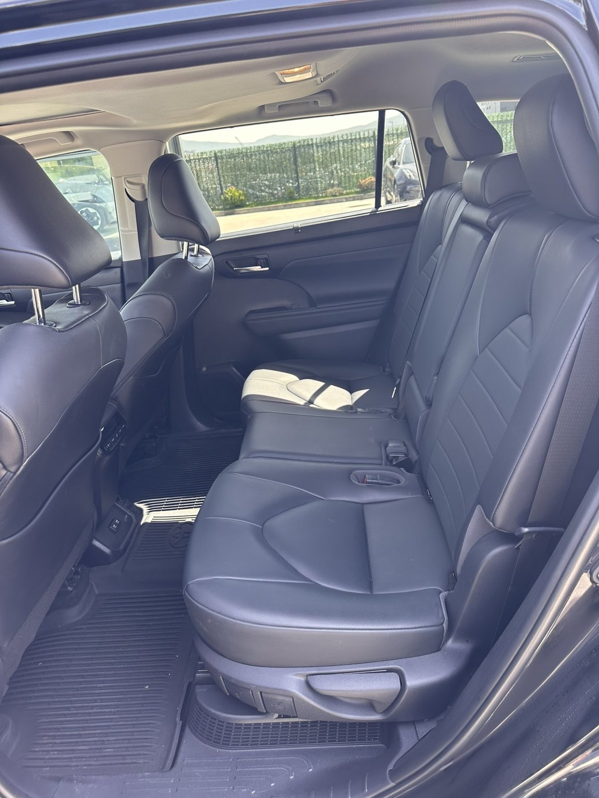 Toyota Highlander - фото 4