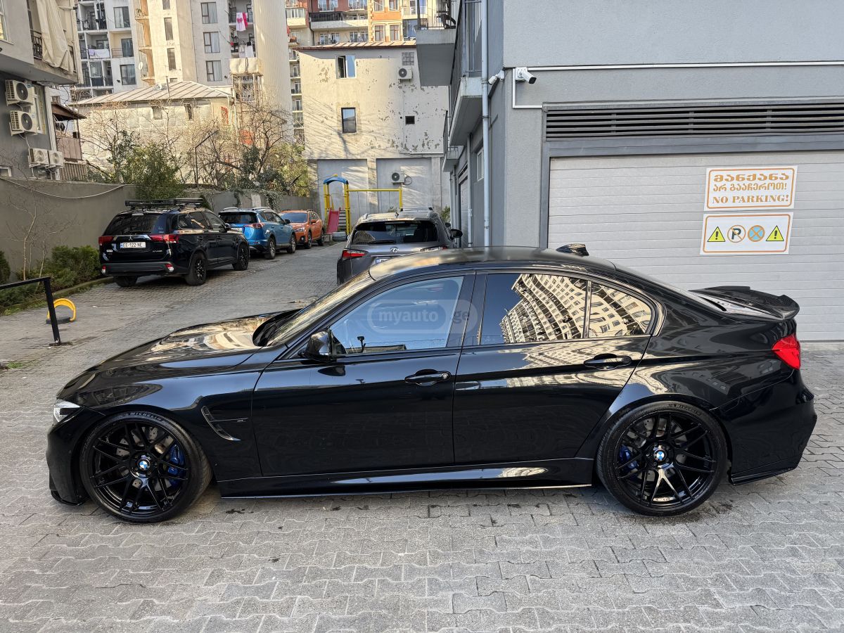 BMW M3 - фото 7