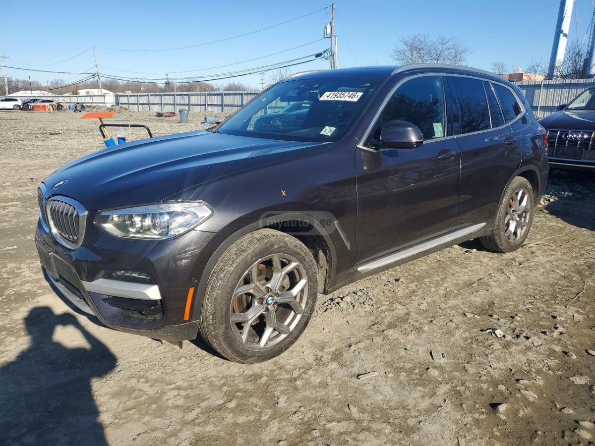 BMW X3 - фото 1