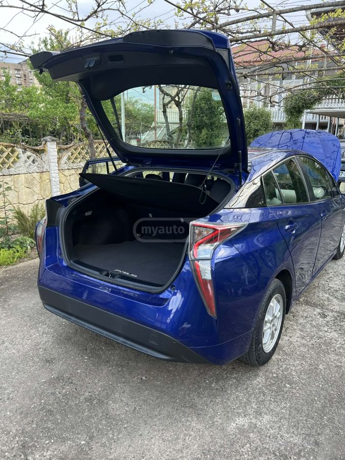 Toyota Prius - фото 4