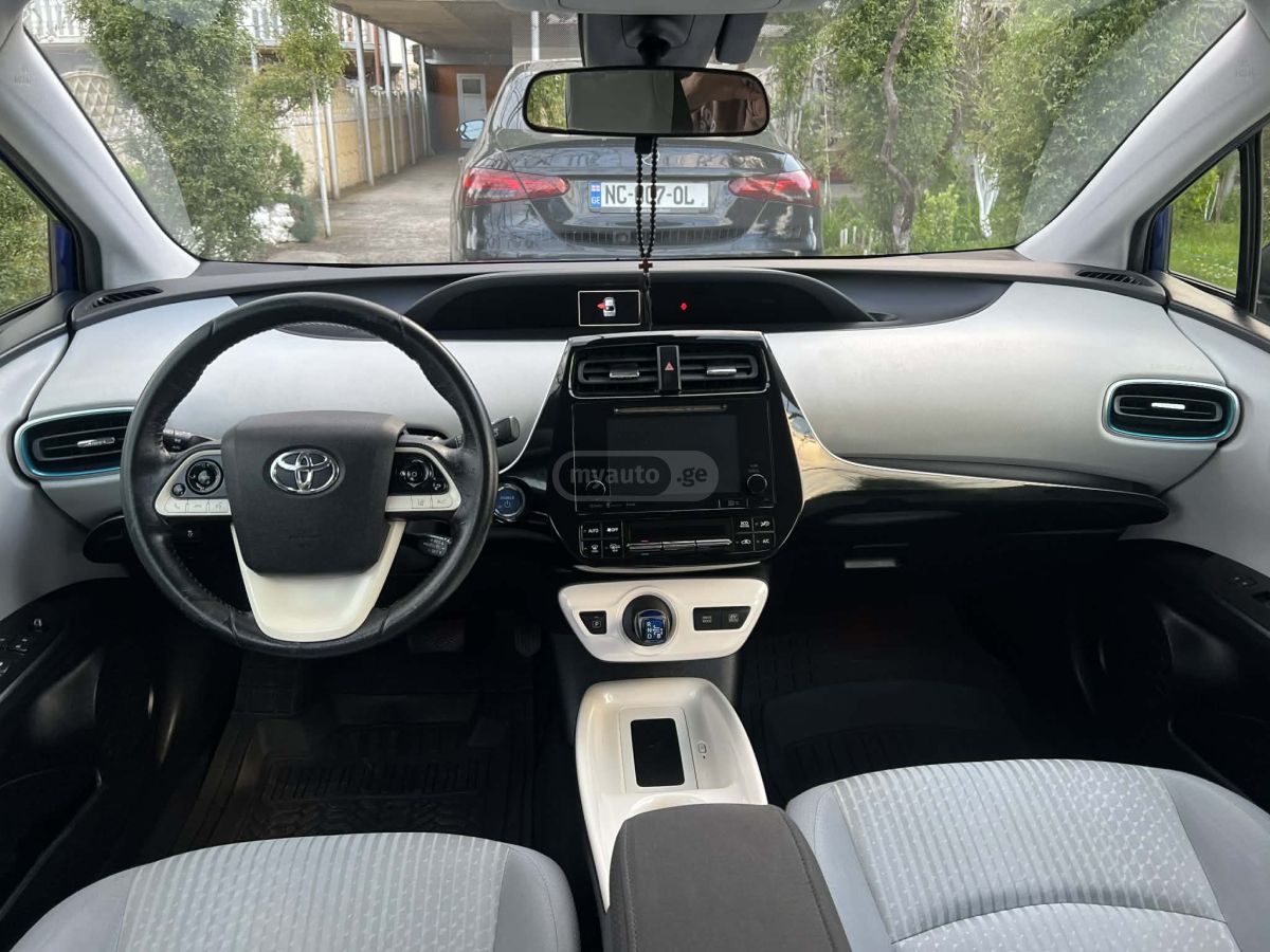 Toyota Prius - фото 5