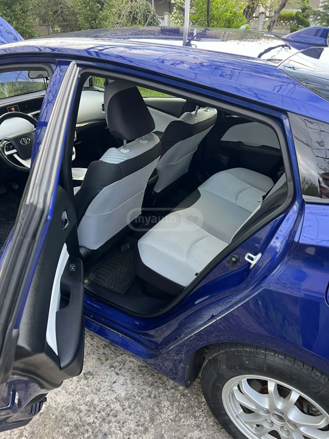 Toyota Prius - фото 8