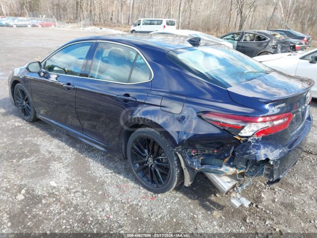 Toyota XSE 4dr Front-Wheel Drive Seda — миниатюра 3