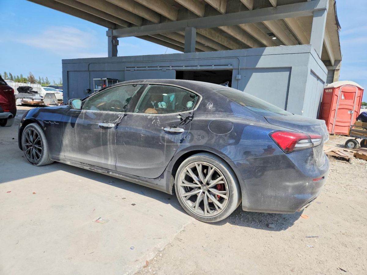 Maserati Ghibli S 2021 — миниатюра 2