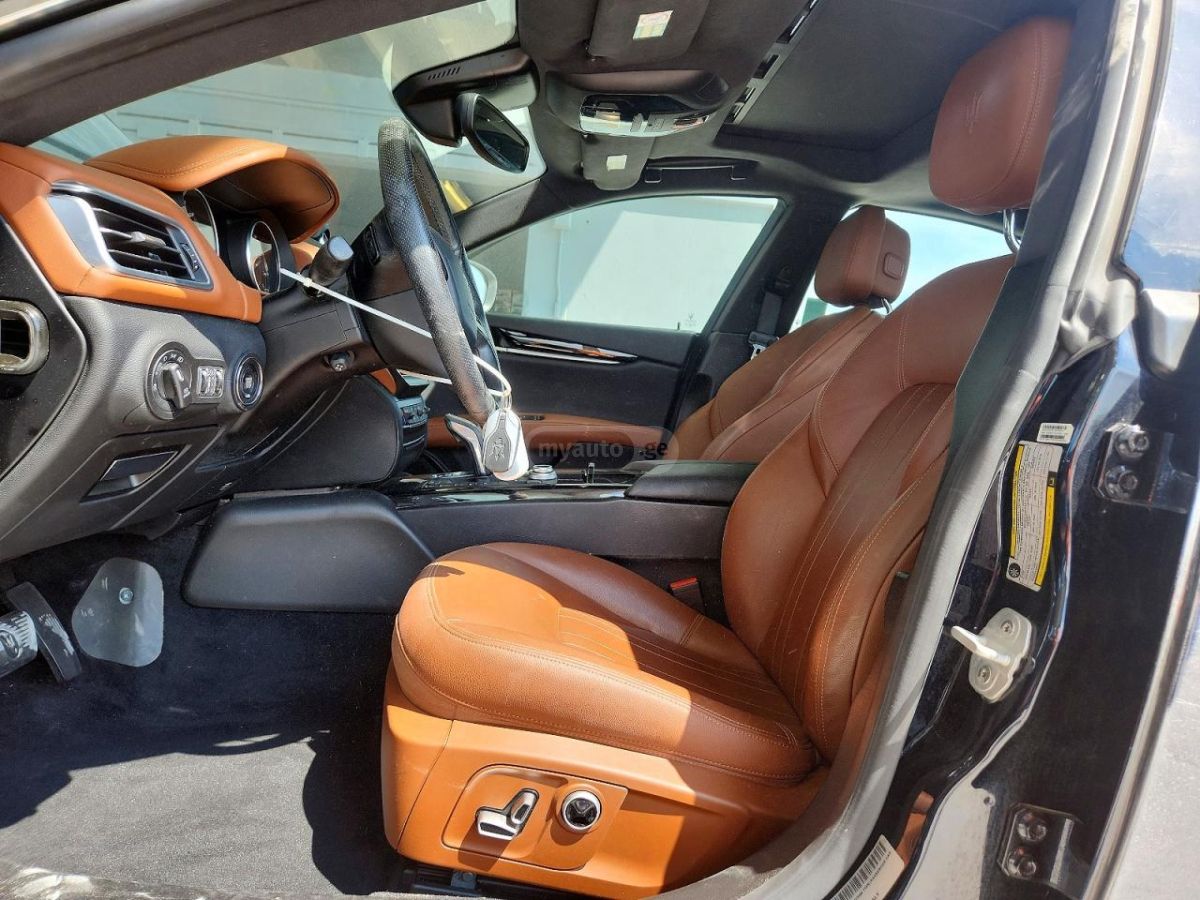 Maserati Ghibli S 2021 — миниатюра 7