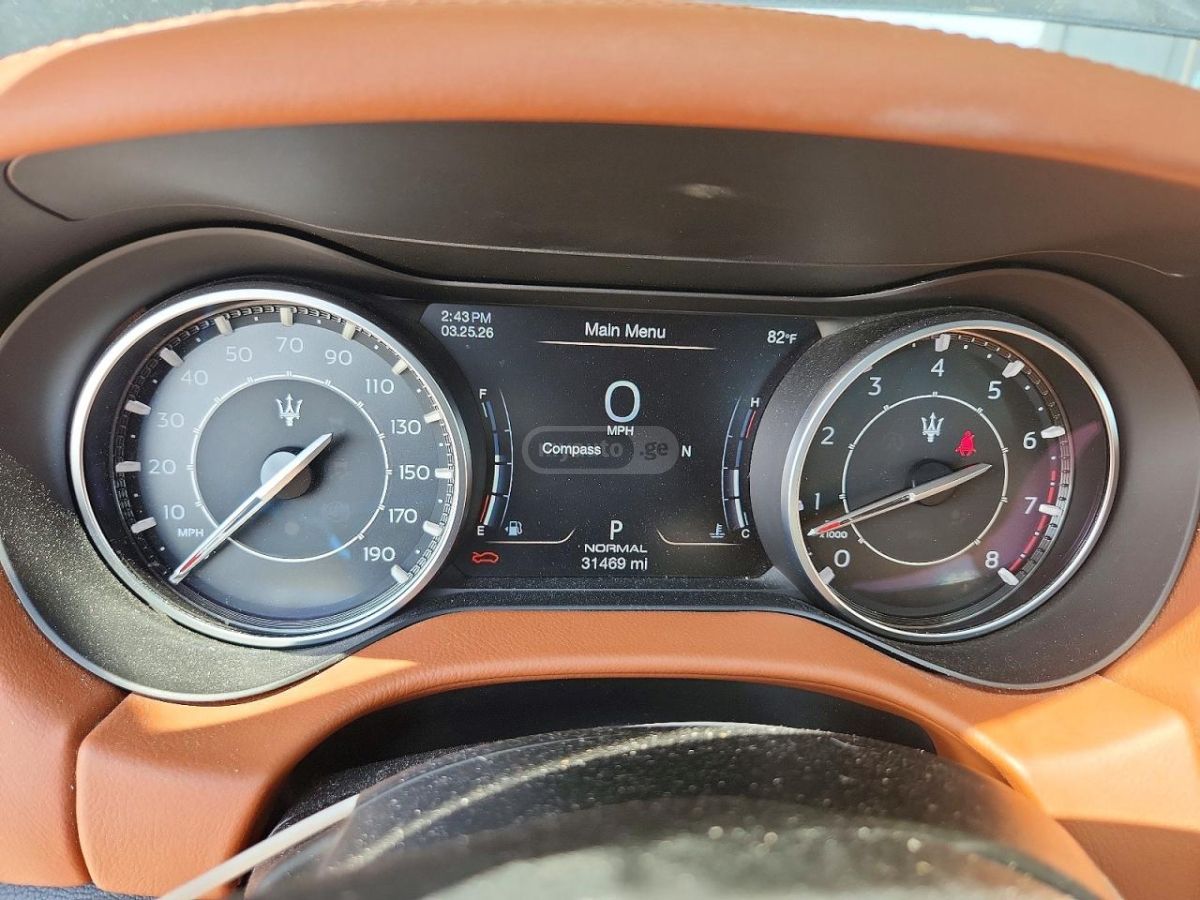 Maserati Ghibli S 2021 — миниатюра 9