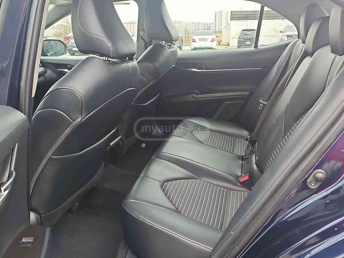 Toyota Toyota Camry — миниатюра 7