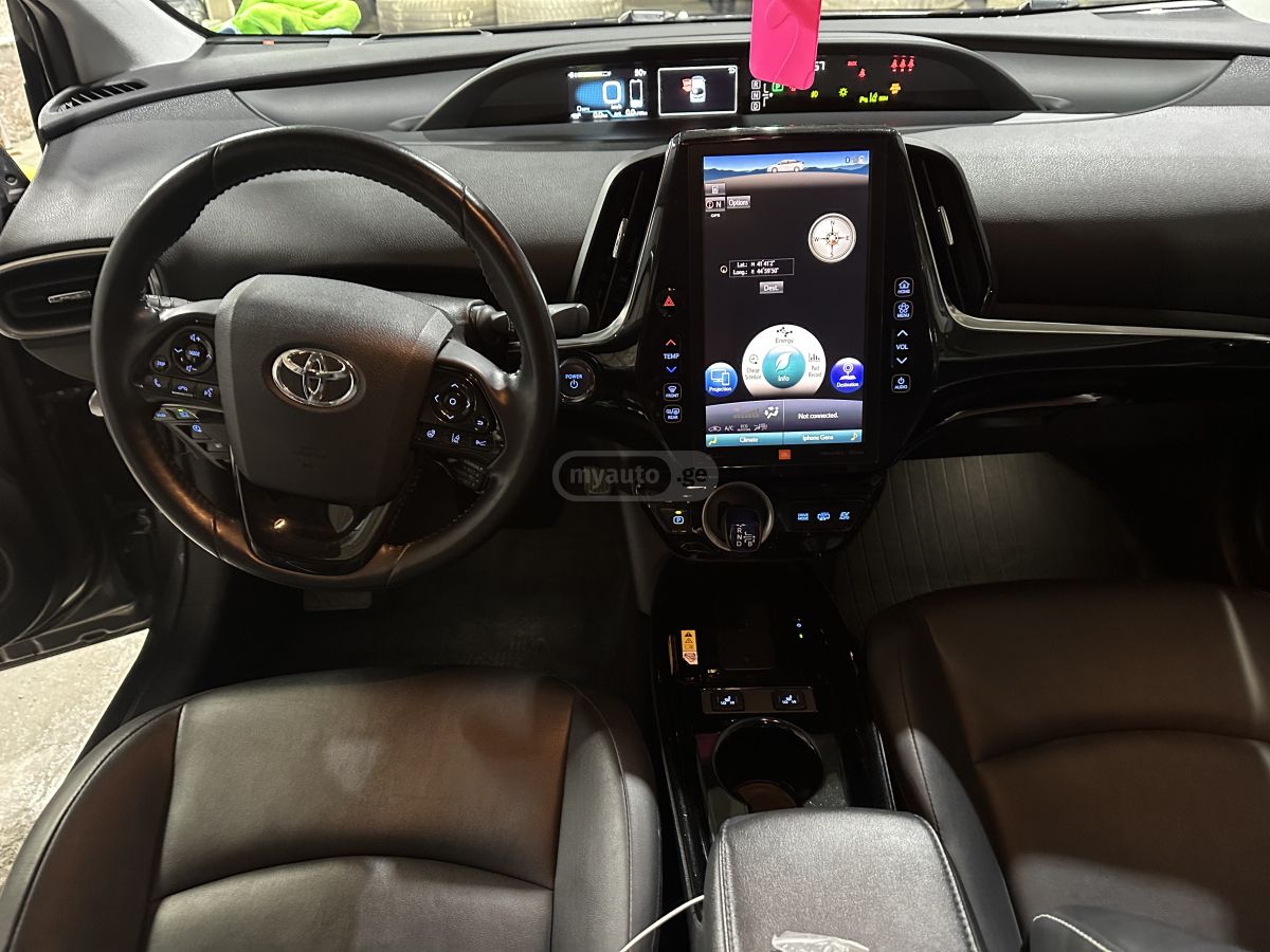 Toyota Prius Prime - фото 7