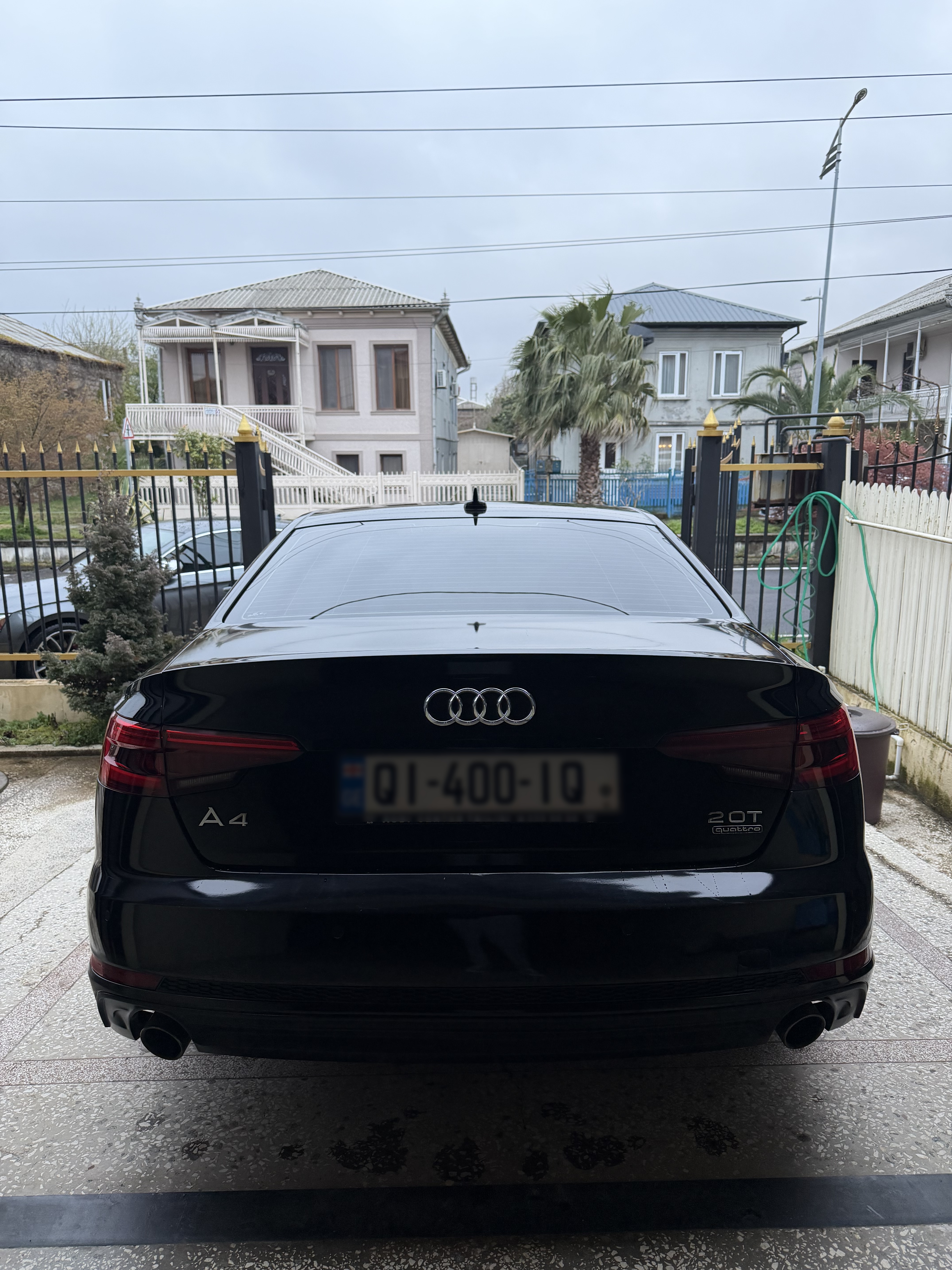 Audi A4 - фото 5