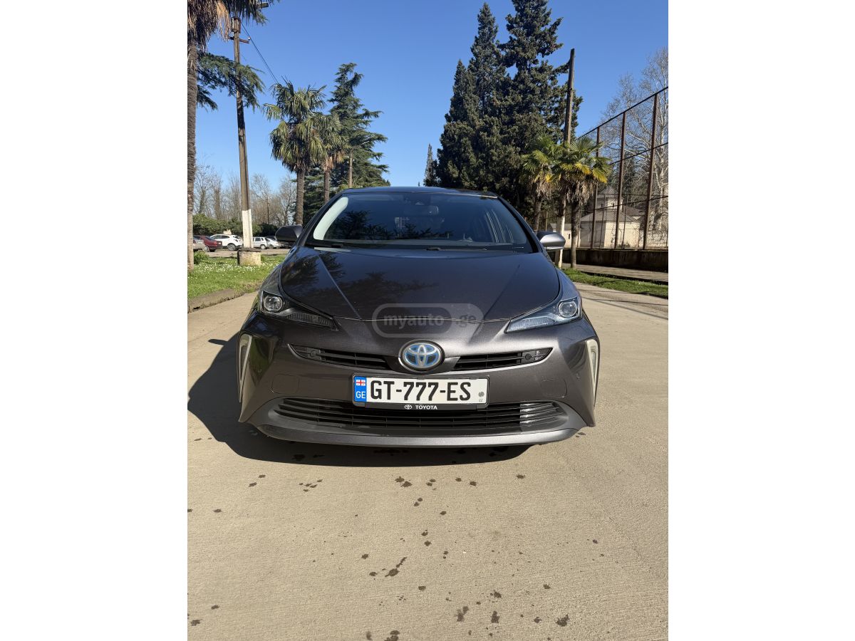 Toyota Prius - фото 3