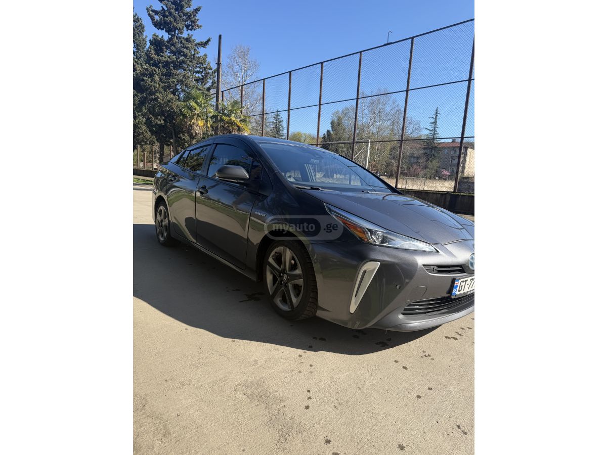 Toyota Prius - фото 4