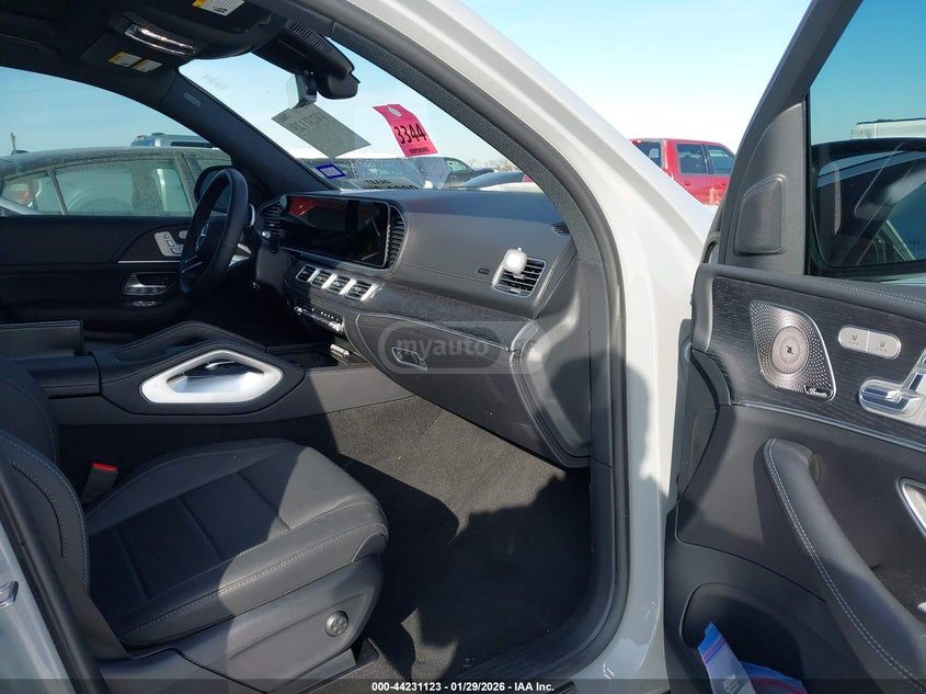 Mercedes-Benz GLS 450 AMG 2025 — миниатюра 5