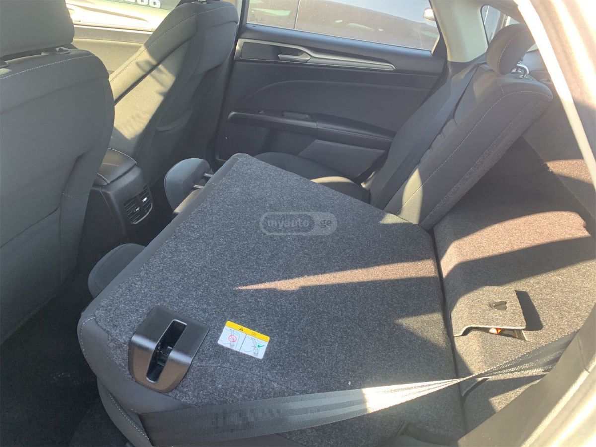 Ford Fusion - фото 6