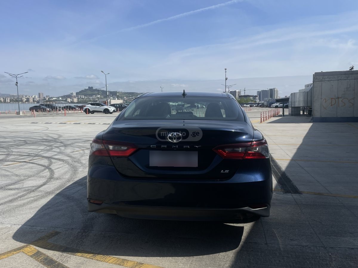 Toyota Camry - фото 7