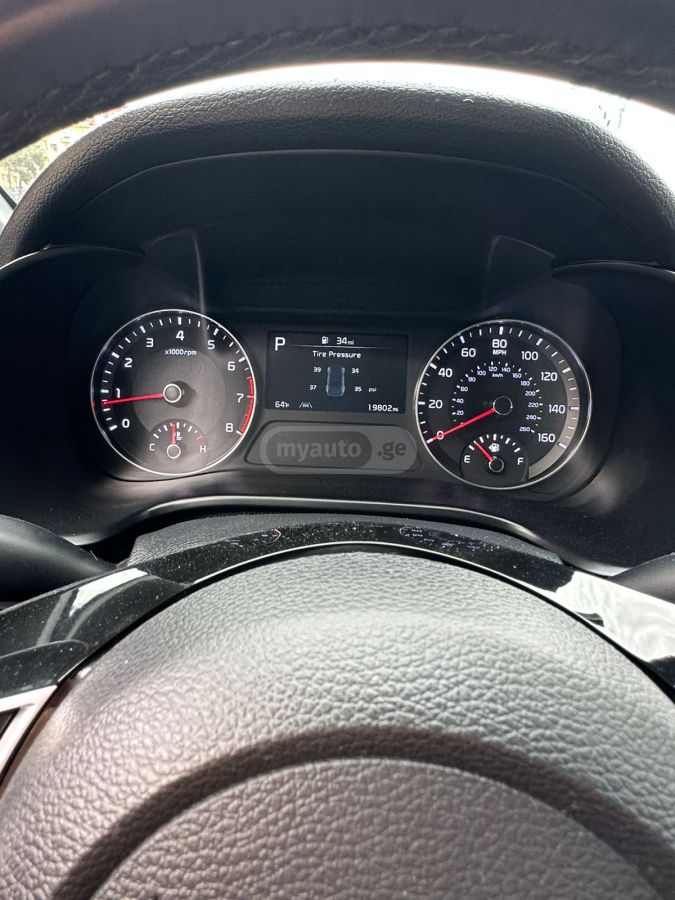 Kia Forte - фото 10