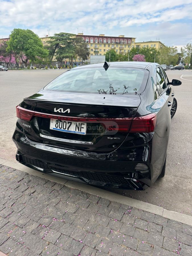 Kia Forte - фото 4