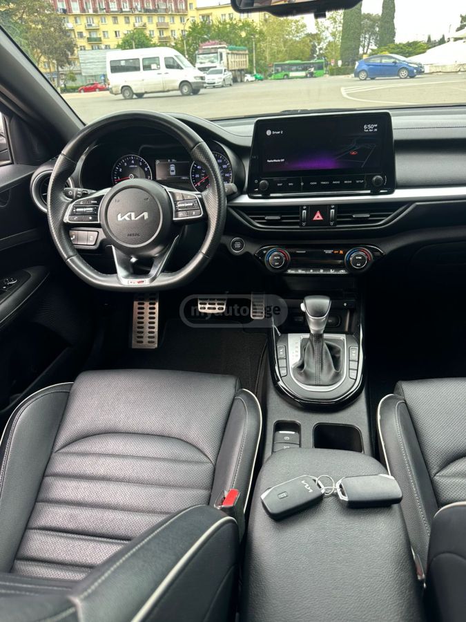 Kia Forte - фото 5