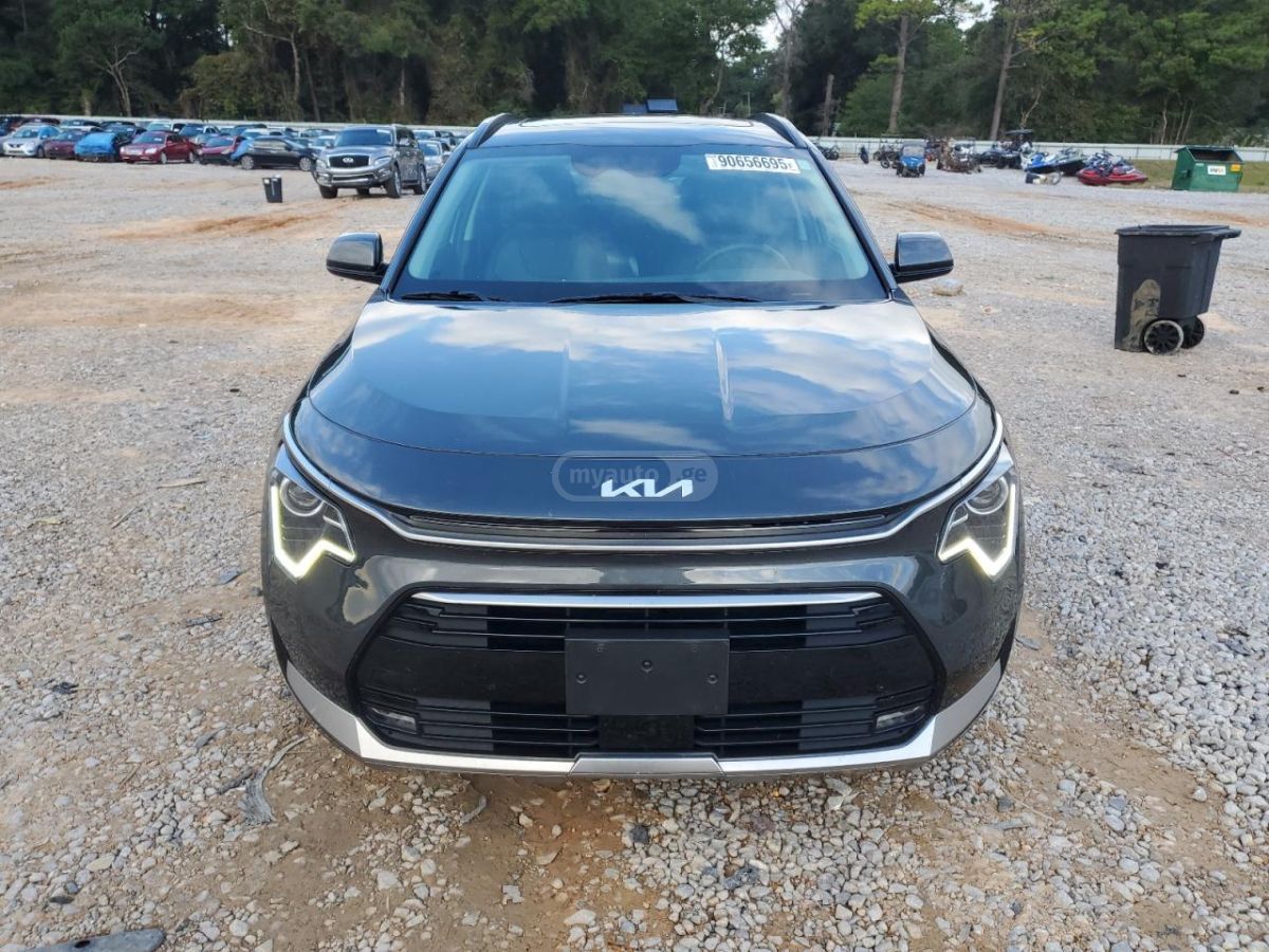 Kia EX — миниатюра 1