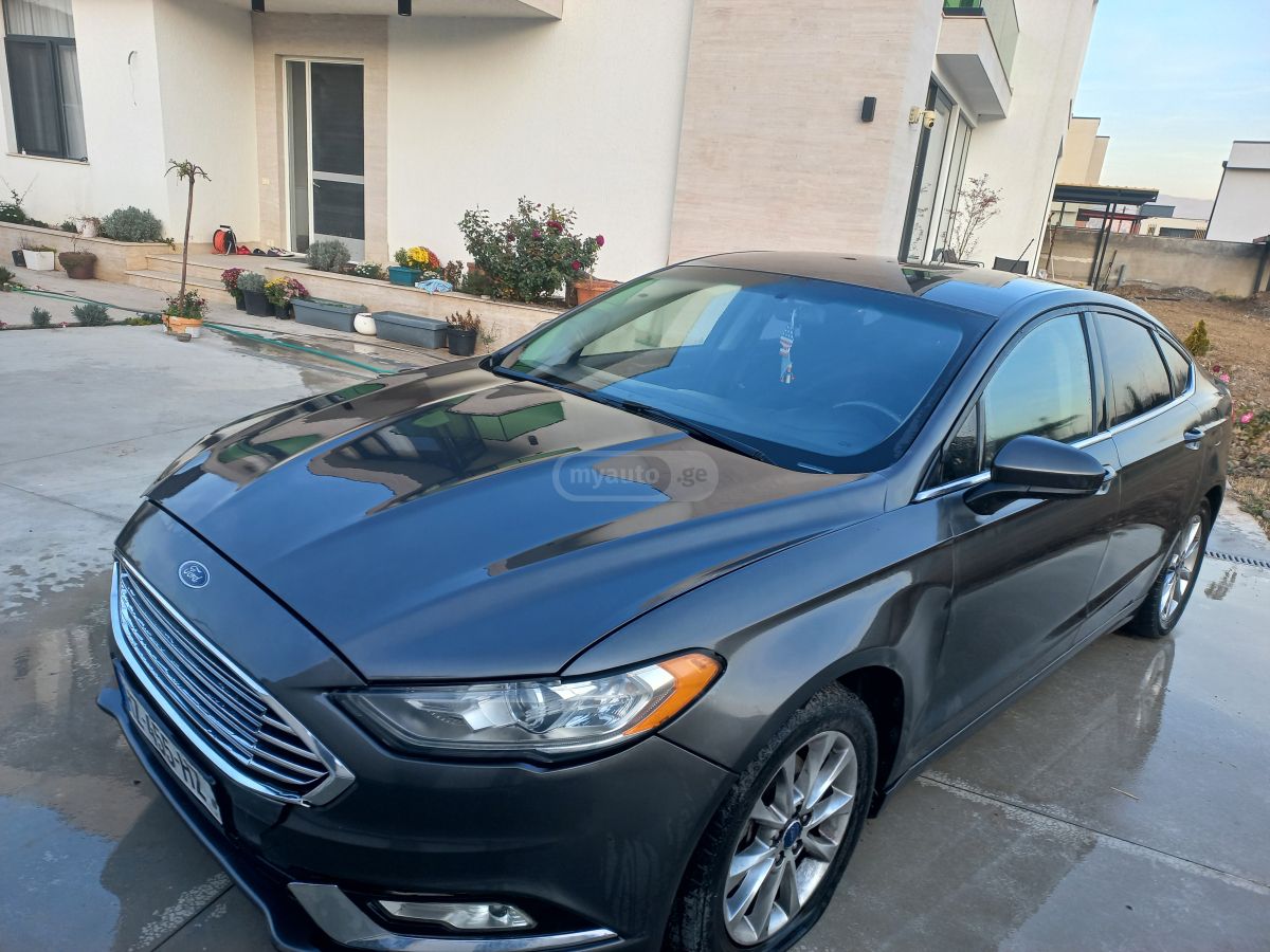 Ford Fusion - фото 7